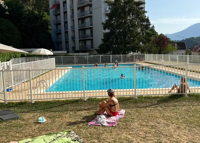 Superbe Appartement En Residence Avec Piscine.