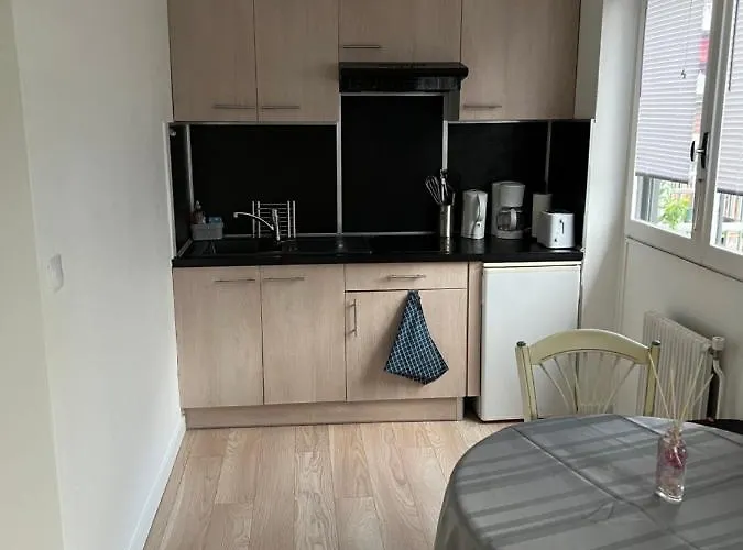 Superbe Appartement En Residence Avec Piscine.